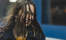 ‘Islak saçla dışarı çıkma hasta olursun’ diyen annelerimiz haklı mı Bilim ne diyor Sadece soğuk hasta etmez ama...