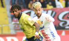 Fred kariyerinde ilk kez direkt kırmızı kart gördü