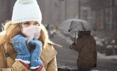 Dikkat, hava birden soğudu, kar yüzünü gösterdi Ani soğuk dalgaları vücudumuzu nasıl etkiliyor Yaşlılar ve belli sağlık sorunları olanlar için büyük risk taşıyor