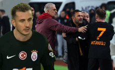 Sivasspor - Galatasaray maçında Kerem Aktürkoğlu çılgına döndü Gördüğü kırmızı kartın ardından...