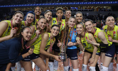 Kupa Voleyde şampiyon F.Bahçe Sarı Melekler, Eczacıbaşını mağlup ederek dördüncü kez zafere ulaştı