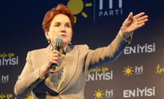 Meral Akşenerden Mansur Yavaşa: CHPnin ev kölesi