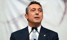 Fenerbahçe Başkanı Ali Koç, TFF ve Erden Timuru topa tuttu Aşağılık bir sezon Bir tanesi var hayatı yalan | Süper Kupa için bilet almayın