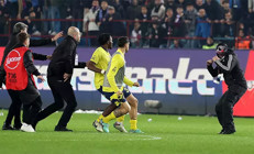 Trabzonspor, Fenerbahçe maçından video paylaşıp TFF Başkanı Mehmet Büyükekşiyi istifaya davet etti