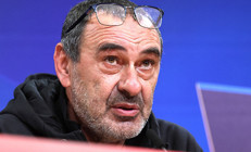 Beşiktaş, Maurizio Sarriyi iknaya çalışacak