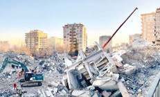 Binayı yapan da izni veren de suçlu