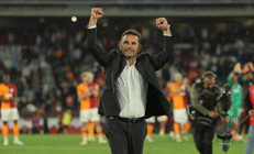 Galatasarayda Okan Buruktan galibiyet sonrası Fenerbahçe derbisi yorumu: Beraberlik yetse de...