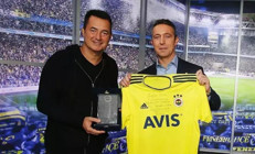 Fenerbahçede Ali Koçun listesinde sürpriz isimler Acun Ilıcalı...