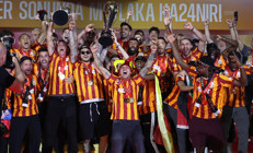 Galatasaray’ın 102 puanla kazandığı şampiyonluk tüm dünyanın dilinde
