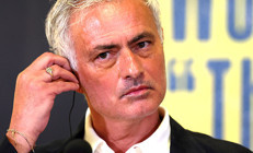 Jose Mourinhonun Fenerbahçeye maliyeti belli oldu KAP açıklaması geldi, Aziz Yıldırım ve Ali Koçun teklifleri arasındaki fark da ortaya çıktı...