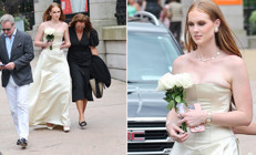 Sanki düğününe hazırladı... Güzeller güzeli kızını gelin gibi giydirdi