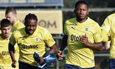 Fenerbahçe yeni sezonu 22 Haziranda açacak 3 hazırlık maçı...