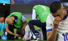 Euro 2024te korku dolu anlar Kylian Mbappe kanlar içinde kaldı