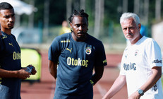 Fenerbahçede Djiku ve Osayi-Samuel kampa katıldı