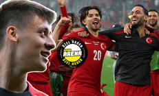 A Milli Futbol Takımını coşturan sözler Boydan boya afişlerle donatıldı, oyuncular dünyadan izole edildi...