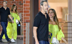 Hem bacağını hem kalp yarasını iyileştirdi... Doktor aşkıyla hayatın keyfini çıkarıyor