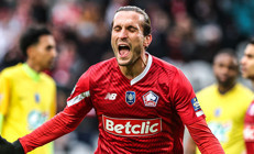 Fenerbahçeden sürpriz Yusuf Yazıcı hamlesi En ciddi rakibi...