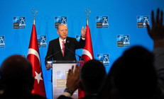 Kritik zirvede Türkiye’nin ‘muhalif sesi yankı buldu… Dünya medyasında öne çıkan başlık ‘Erdoğan NATO’ya meydan okuyor’ oldu