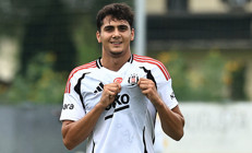 Beşiktaşta Mustafa Erhan Hekimoğlu şov Hem attı hem attırdı