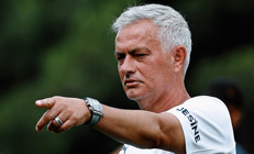 Mourinhodan transfer sözleri: Kadro yapılanmamızdan çok memnunum