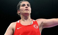 Son olimpiyat şampiyonu Busenaz Sürmeneli çeyrek finalde