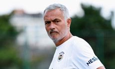 Fenerbahçe Teknik Direktörü Jose Mourinho: Şampiyonlar Ligi için her şeyi yapacağız