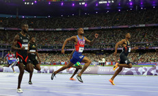 Erkekler 400 metrede ABDli Quincy Hall altın madalya kazandı