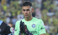 Fenerbahçeye karşı Adana Demir kalesinde 15 yaşındaki Deniz Eren Dönmezer görev aldı