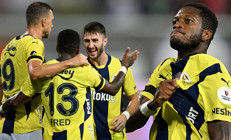 Rizespor - Fenerbahçe maçına Fred damgası: Sakatlıktan hat-trickle döndü 64 yıllık rekor egale edildi
