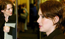 Denememiz gereken bir öpüşme sahnesi vardı... Sen benim kızım yaşındasın dedi, eğilip alnımdan öptü