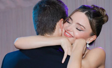 Ben aşka hiç inanmazdım, bunların hepsi sayende oldu... O saygı dolu öpücüğü hiç unutmadı