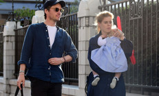 Kardeşiyle doğurma yarışına girdi... Doya doya düğün bile yapamamışlardı: Kızlarına kardeş geliyor