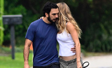 Ünlü model 44 yaşında anne olacak… Uğruna yuvasını yıktığı sevgilisinden hamile