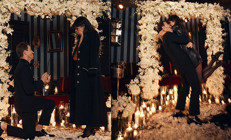 Büyük aşkta mutlu son Ünlü çift nişanlandı