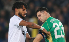 Şampiyonlar Liginde amatörce hata İzleyenler şaşıp kaldı, penaltı kararı çıktı