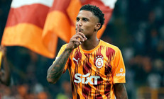 Galatasarayda Ismail Jakobs şoku Federasyon açıkladı...