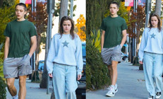 Biri annesinin biri babasının kopyası gibi Ünlü ikizler gezmede