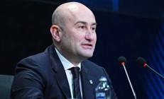 Hüseyin Yücelden Serdal Adalıya tepki: Bel altı vuruyor