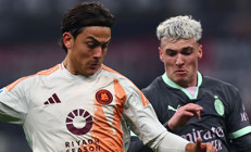 Paulo Dybala attı, Roma puanı kaptı Milanoda 2 gol, 1 kırmızı kart