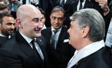 Beşiktaş istifayı KAPa bildirdi