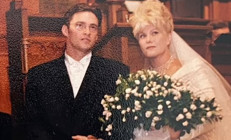 İhanetin kanıtını görünce rahatladı... Dost bildikleri bile yalan söylemiş... Canı çok yandı ama haklı çıktı