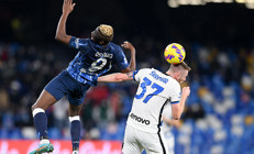 Victor Osimhenin maske takmasının sebebi Skriniar