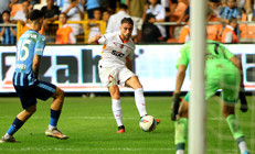Galatasaray ile Adana Demirspor 42. randevuda