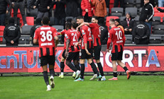 Gaziantep FK iç sahada göz kamaştırıyor