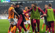 Galatasarayda yeniler açılışı asistle yaptı