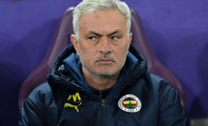 Jose Mourinhodan yabancı hakem yorumu: Karardan mutluyum