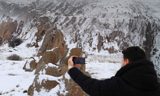 Dünyadaki Mars olarak adlandırılıyor... Eğribucak Kayalıkları beyaza büründü