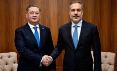 Dışişleri Bakanı Fidandan Suudi Arabistanda yoğun diplomasi trafiği