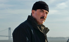 Ünlü oyuncu işsiz kaldı, ev satıyor: Milyonların var, hala para peşindesin: Utanman olsun artık