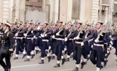 Küstah slogana Atina sessiz kaldı